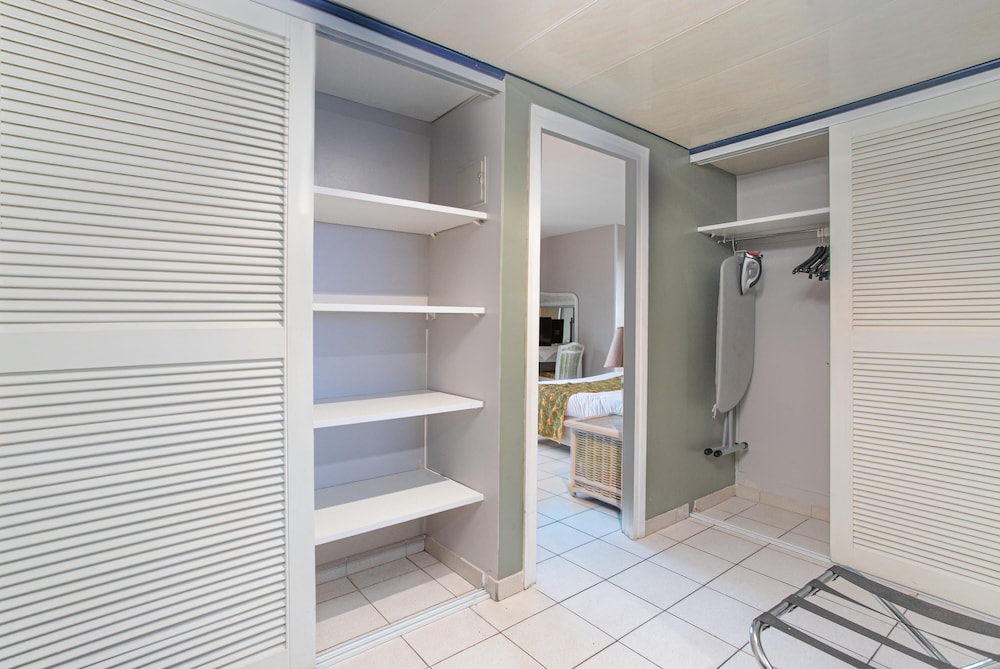 Superior Room, Sea View (Elevator) - Photo 12