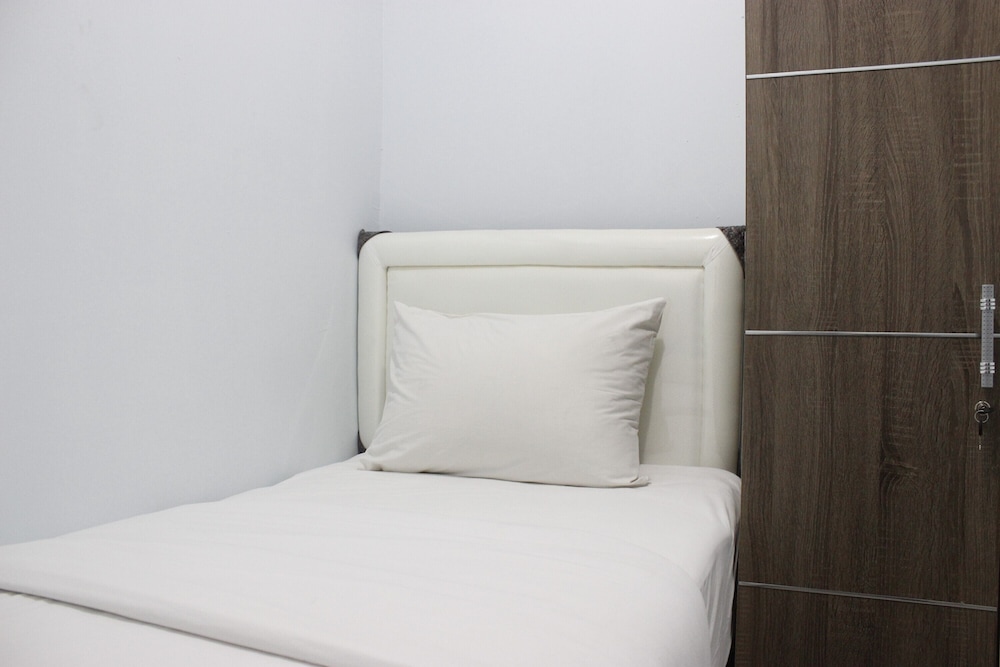 Room - Photo 5