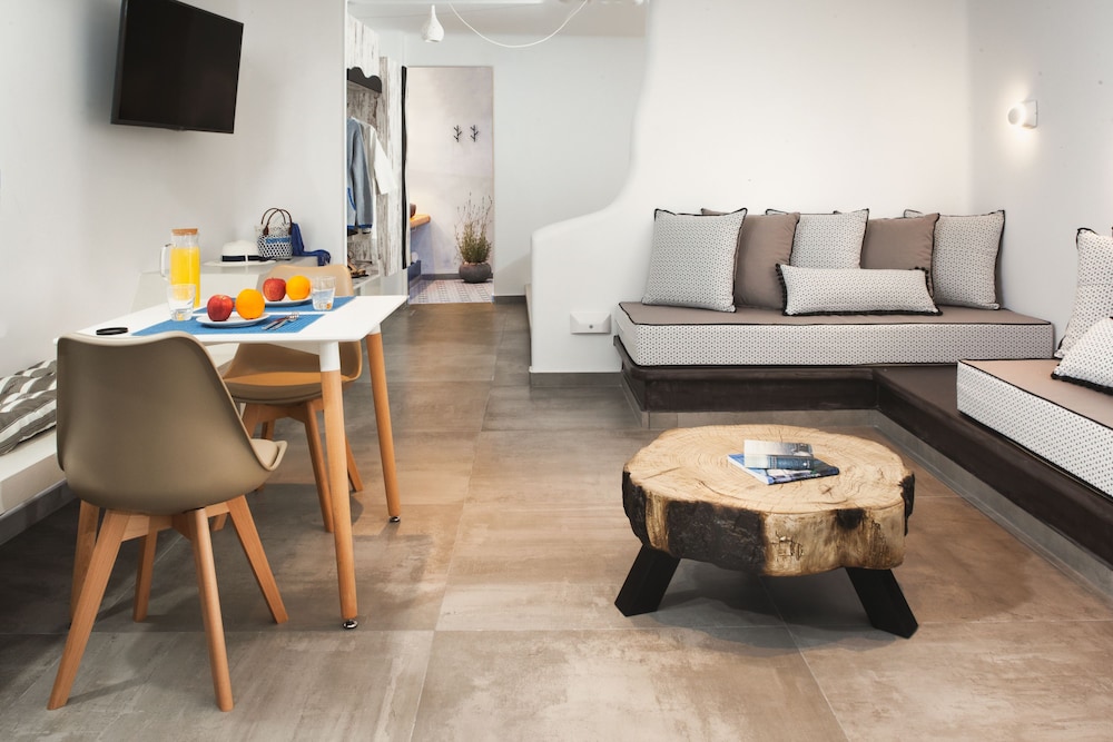 Superior Suite, Hot Tub (External)