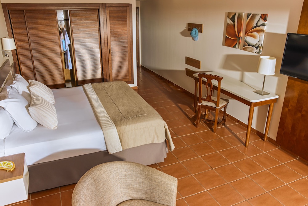 Standard Double Room Single Use, Sea View