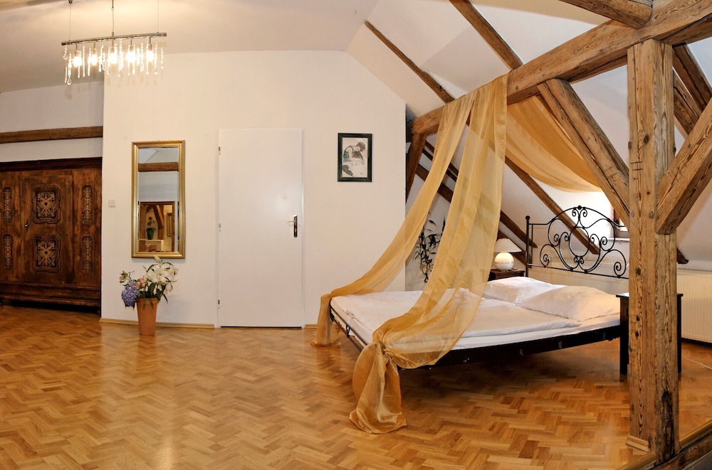 Superior Studio Suite photo 2