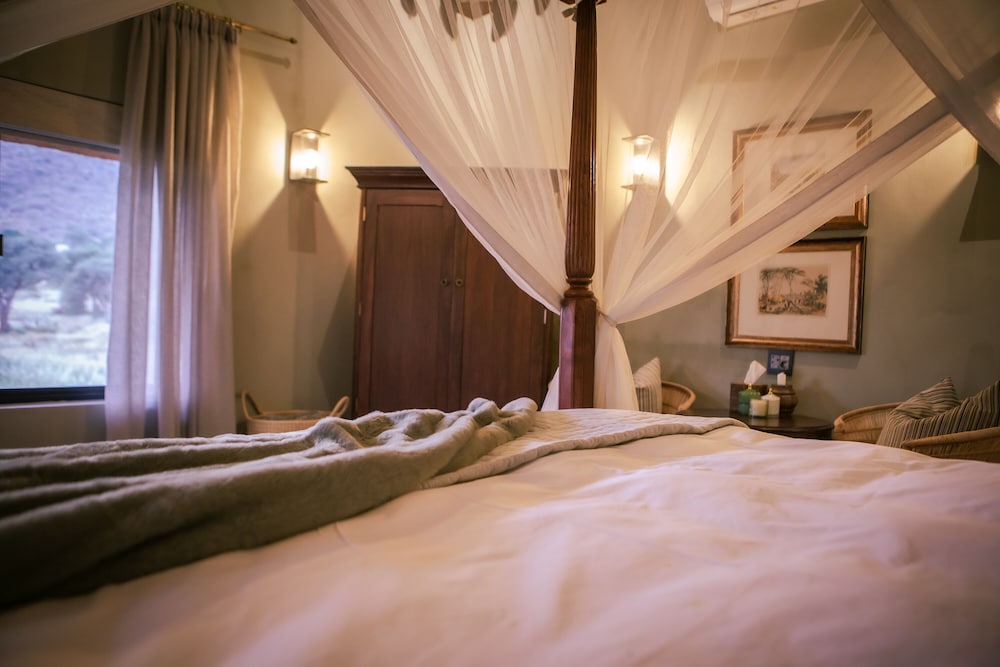 Luxury Suite - Photo 3