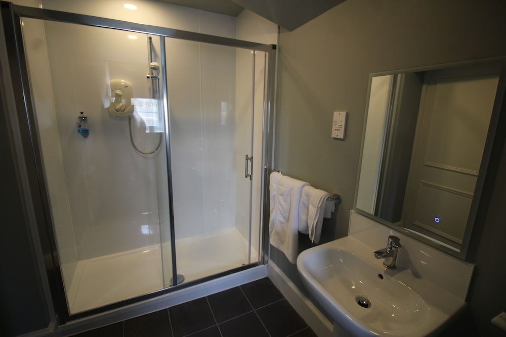 Executive King Room - Photo 6