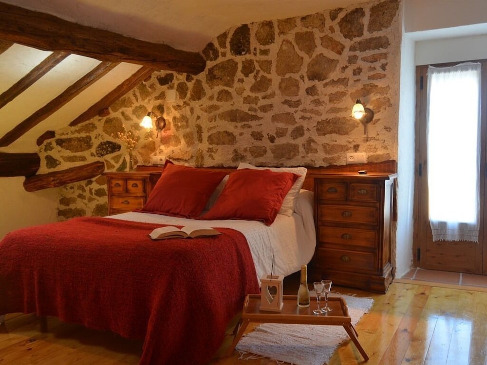 Habitación Triple Superior con Baño Privado (NÚMERO 1)