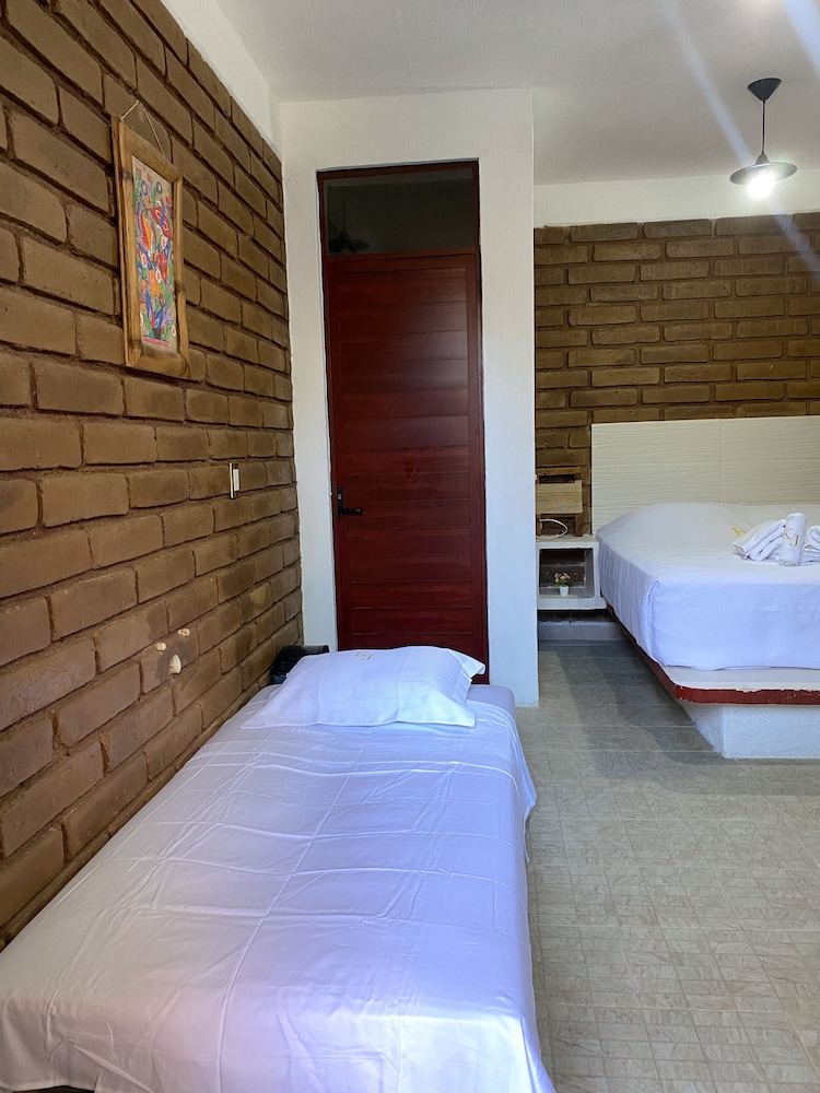 Family Room, 1 Queen Bed With Sofa Bed photo 3
