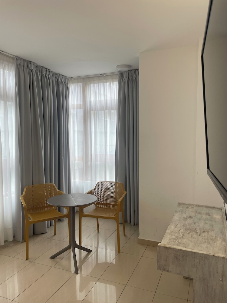 Economy Apartment photo 3