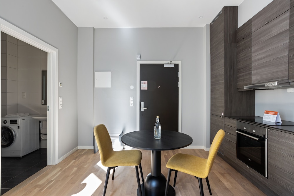 L Studio, Kitchen, Single Bed, Accessible photo 3