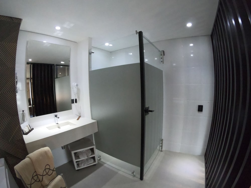 Suite photo 1