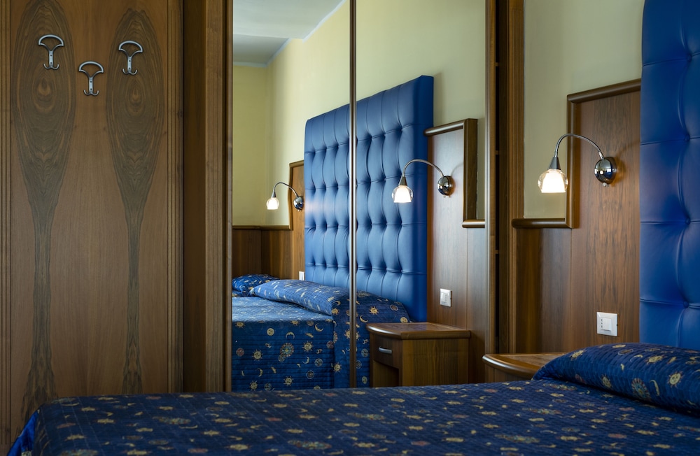 Superior Double or Twin Room, 1 Bedroom, Sea View