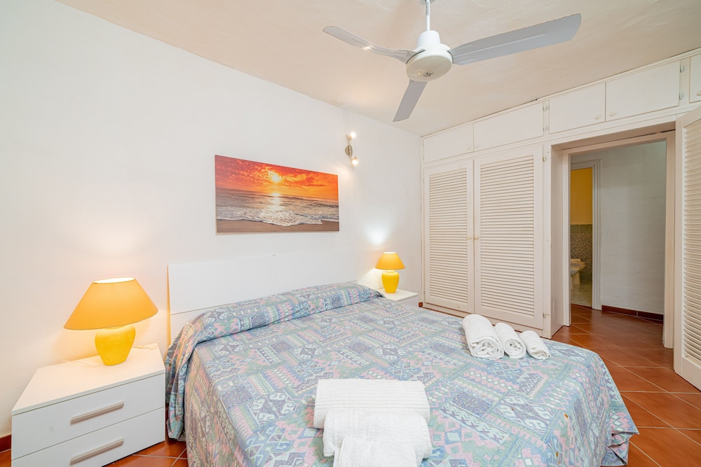 House, 3 Bedrooms photo 3