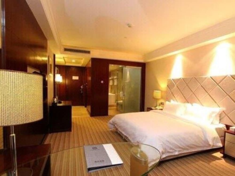Deluxe Double Room, No Windows