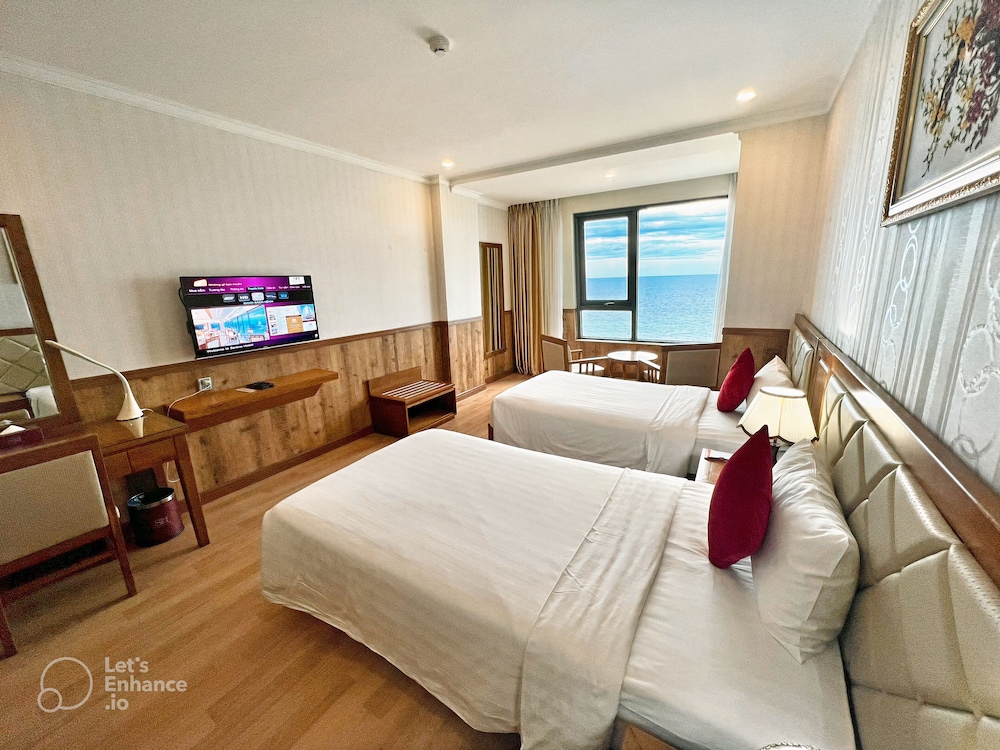 Premium Twin Room, Non Smoking, Ocean View photo 3