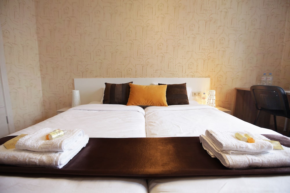 Standard Double Or Twin Room photo 1