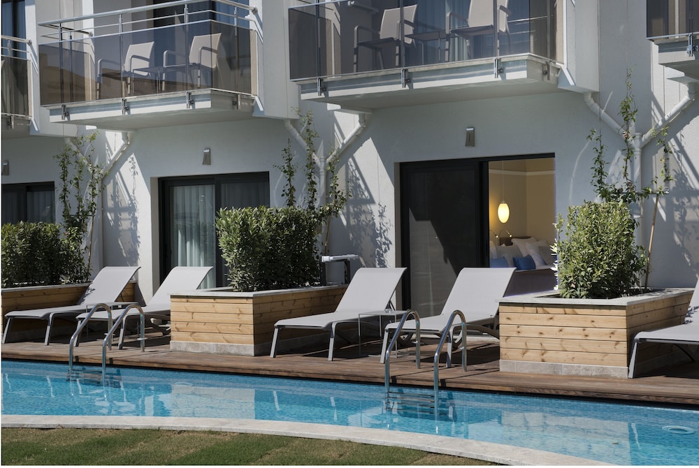 Adults Only Standard Double Room, Pool Access