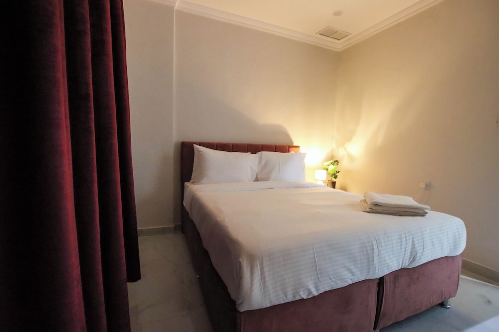 Deluxe Single Room, Patio, City View photo 1