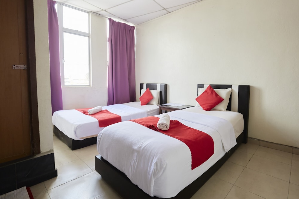 Deluxe Twin Room - Photo 1