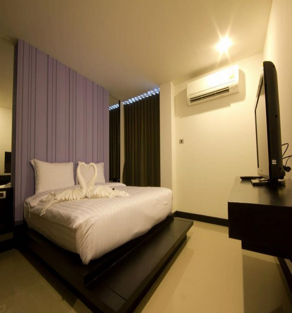 Deluxe Room King Or Twin photo 1