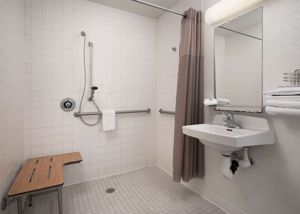 Motel 6-Carpinteria, CA - Santa Barbara - North, Photo 6