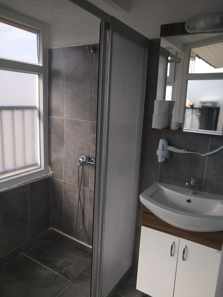 Standard Room photo 3