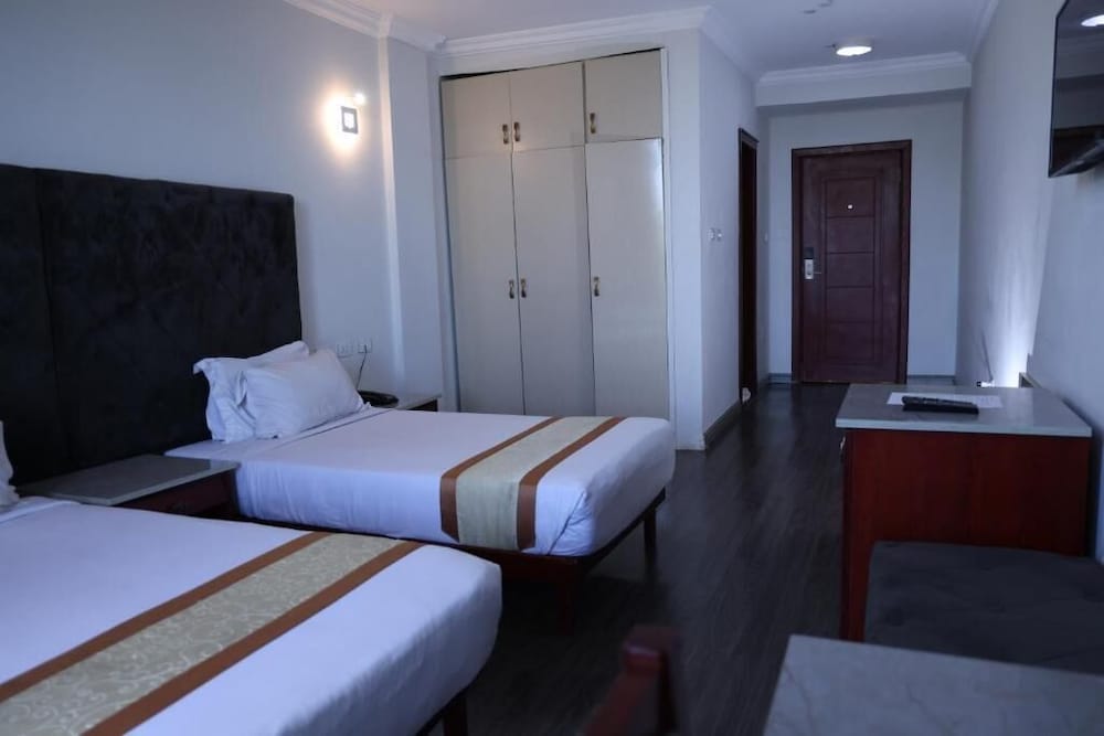 Deluxe Twin Room photo 1