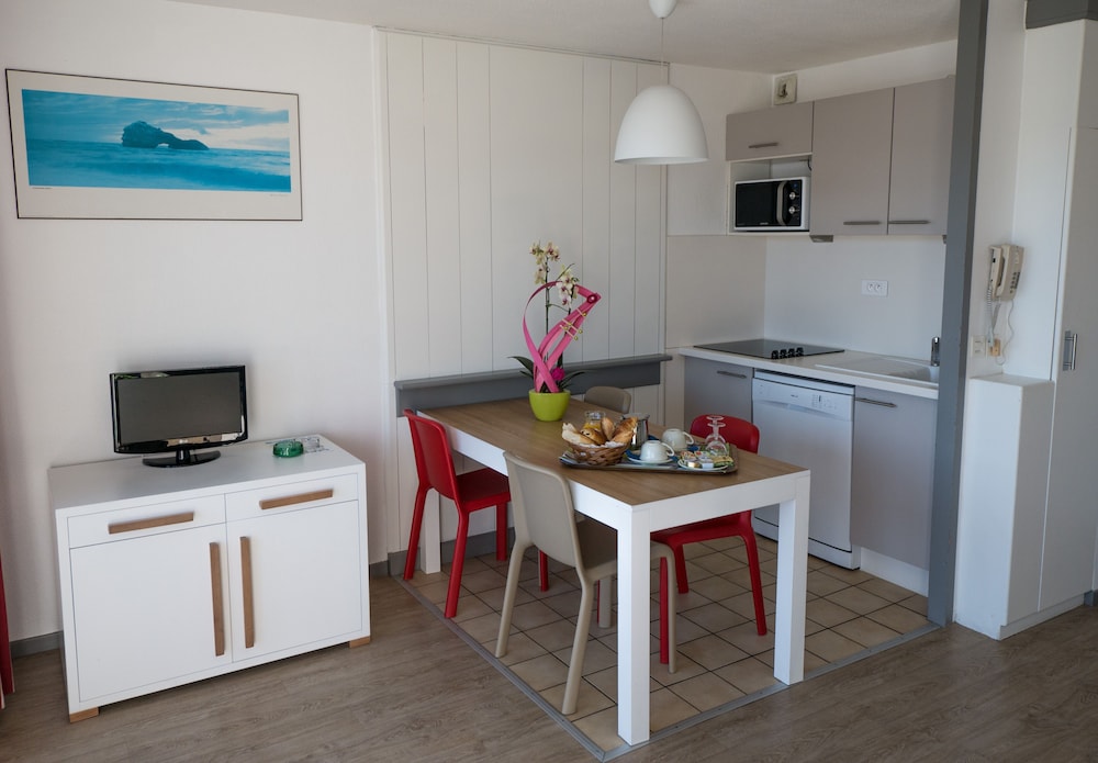 Studio (for 4 Persons - Harbour or Pool side) - Photo 1