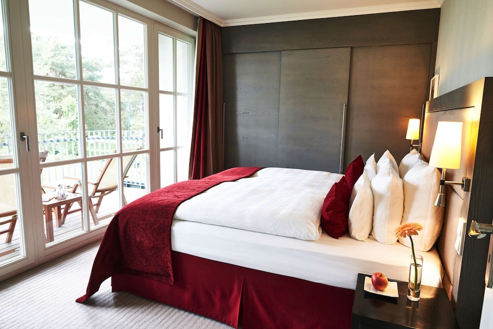 Deluxe Suite photo