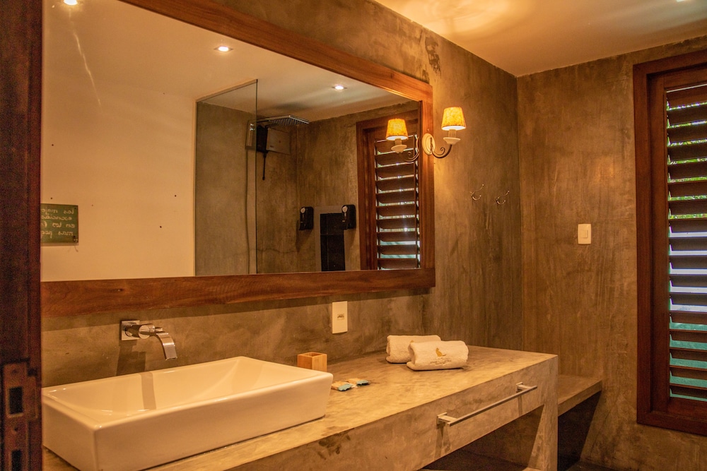 Superior House, 2 Bedrooms