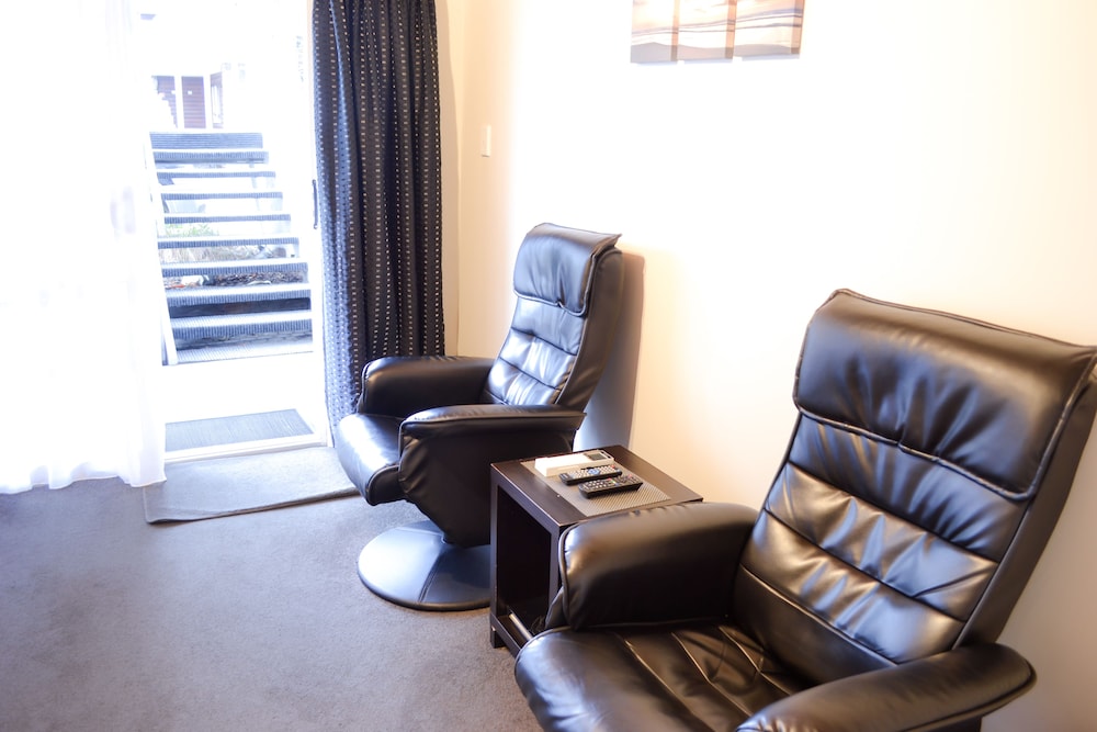 Standard Double Room Single Use, 1 Bedroom, Non Smoking, Kitchenette photo 3