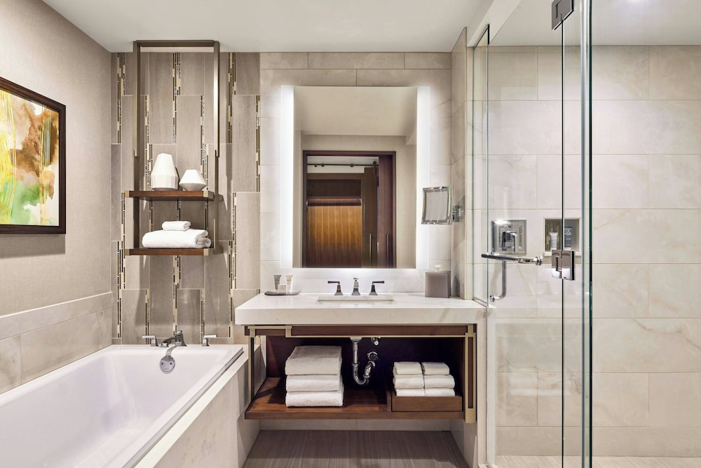 Premium Suite, 1 Double Bed - Photo 6