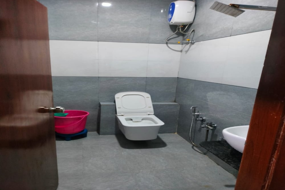 Deluxe Triple Room photo 3