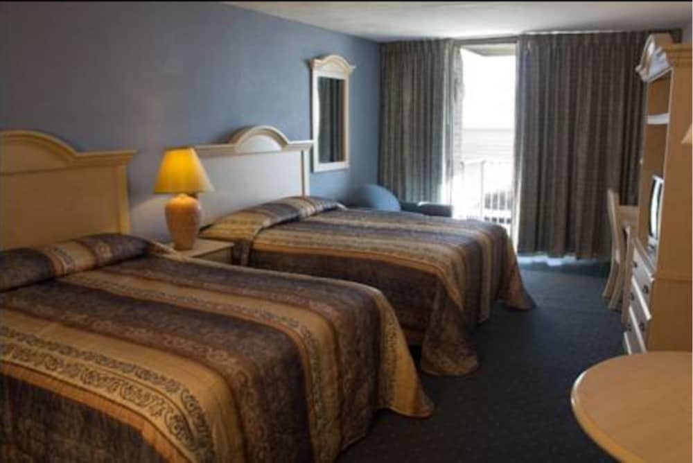 Deluxe Room, 2 Queen Beds, Oceanfront View