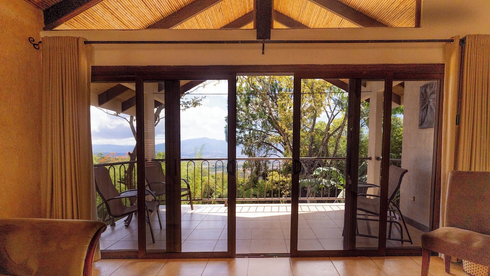 Family Villa photo 3
