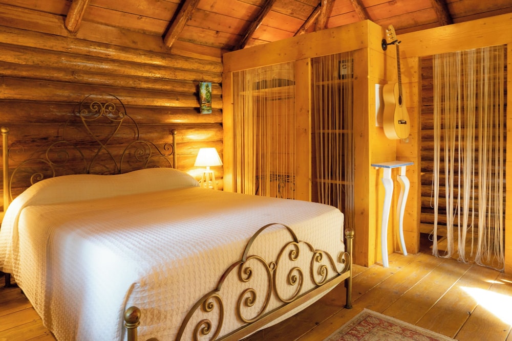 Basic Cabin