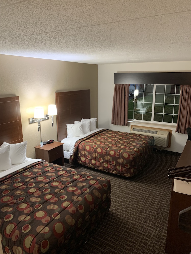 Standard Double Room, 2 Queen Beds photo 1