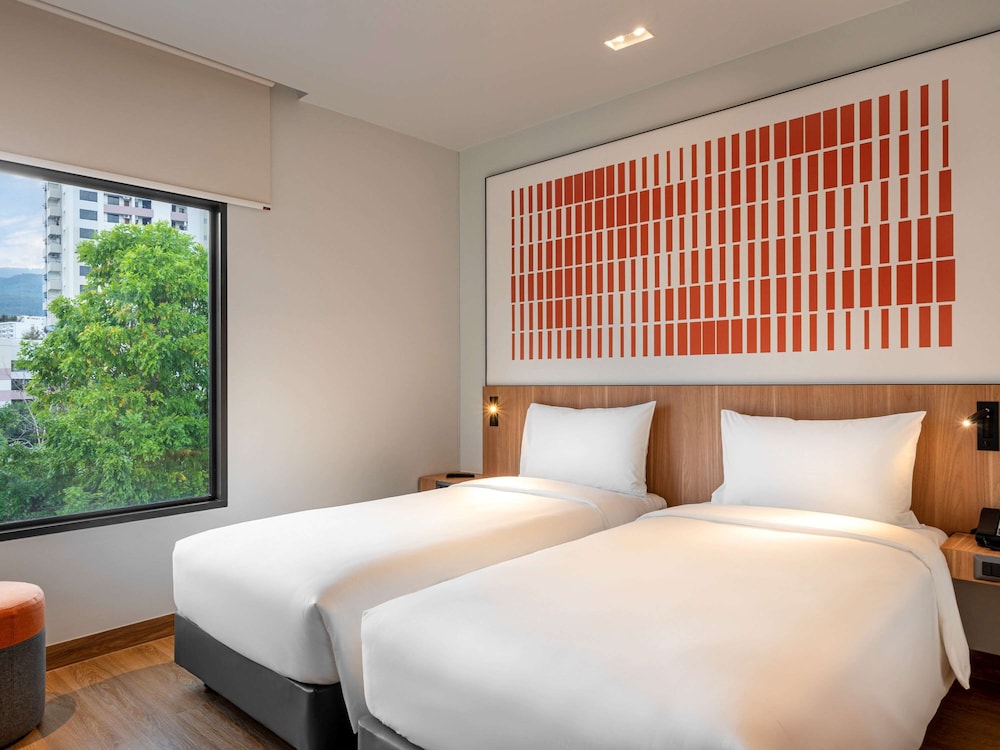 Standard Room, 2 Twin Beds - Photo 1