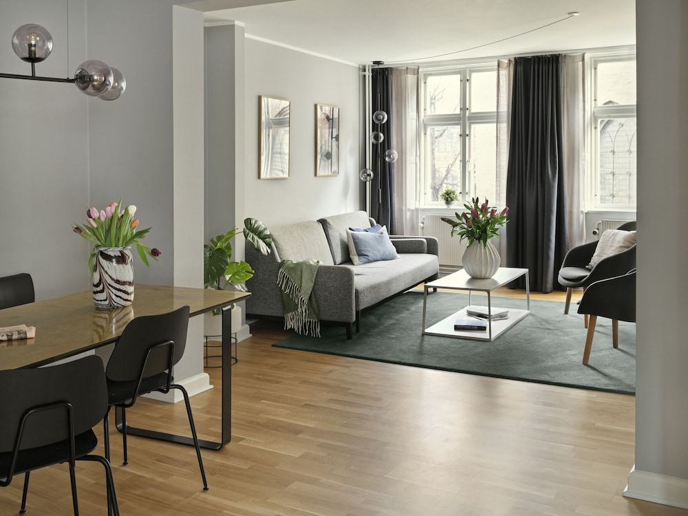 Apartment, Multiple Beds, City View thumbnail 5