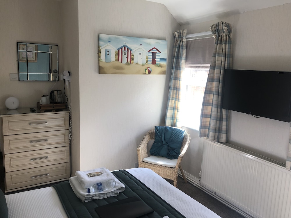Standard Double Room photo 3