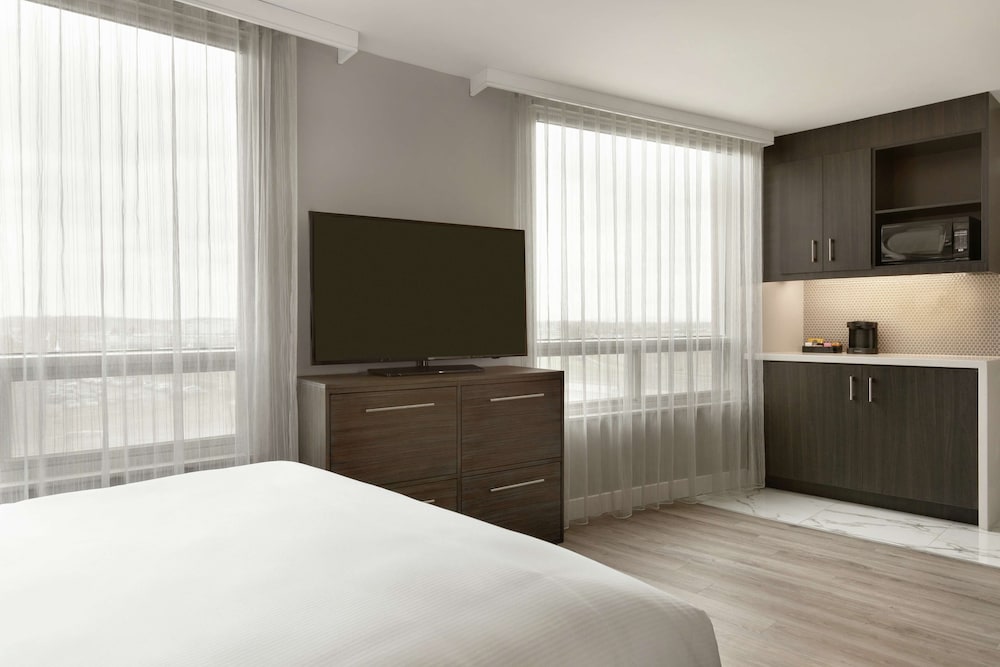 Room, 1 Queen Bed - Photo 2