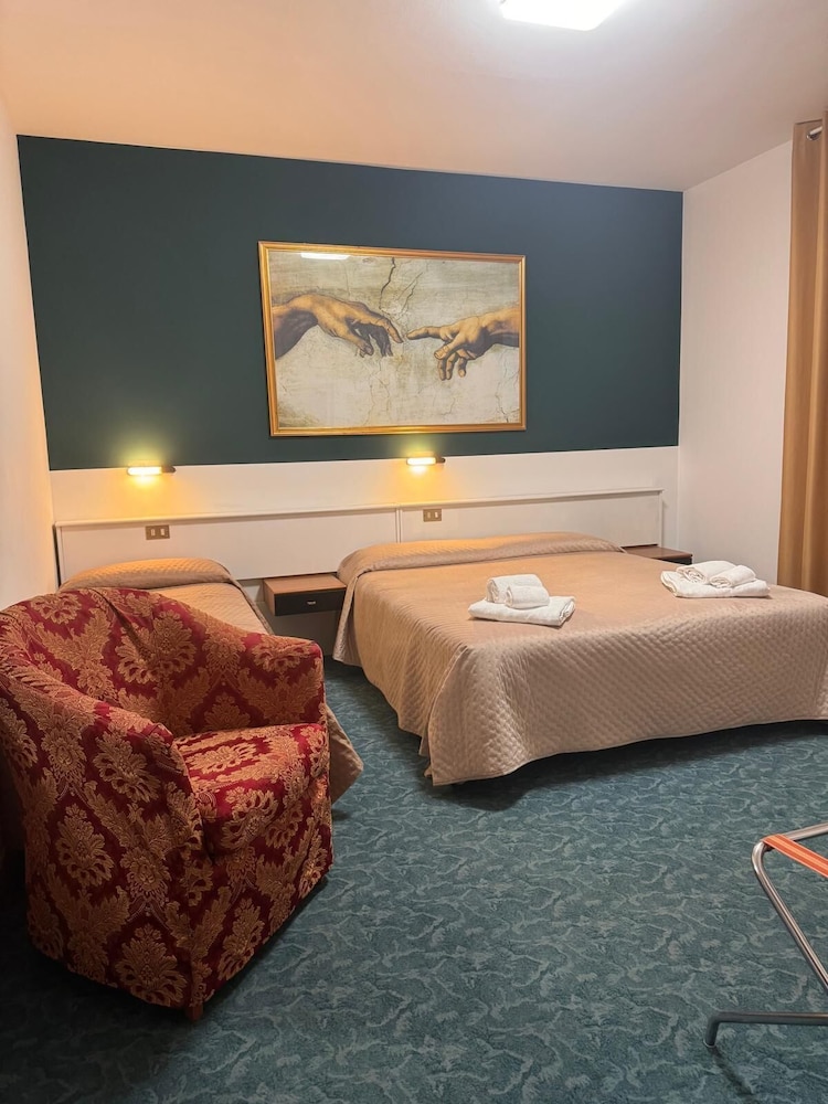 Double Room photo 2