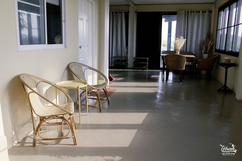 Standard Room photo 2