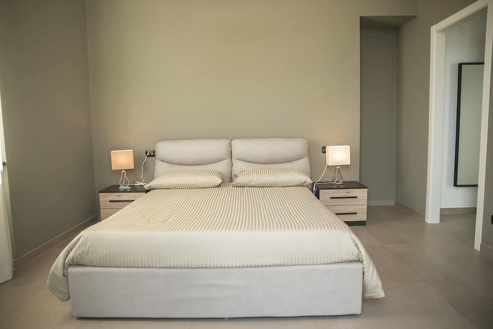 Deluxe Double Room, Balcony photo 1