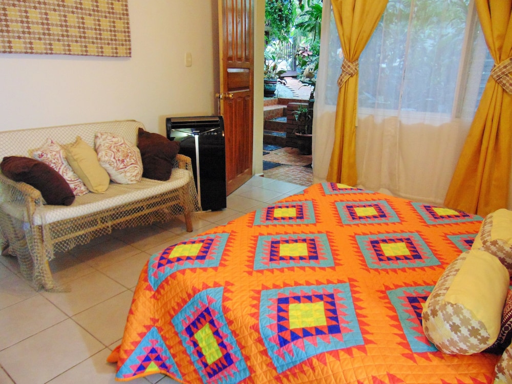 Standard Room, 1 Bedroom - Photo 3