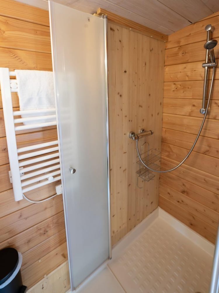La Toue Cabanée au mouillage - Photo 2