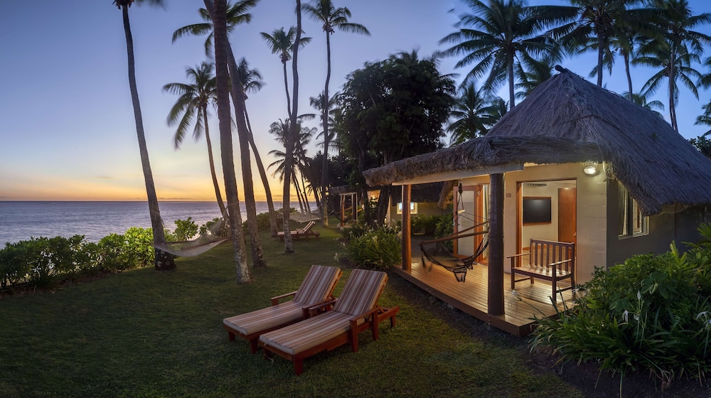 Room, 1 King Bed with Sofa bed, Beachfront (Bure) - Photo 3