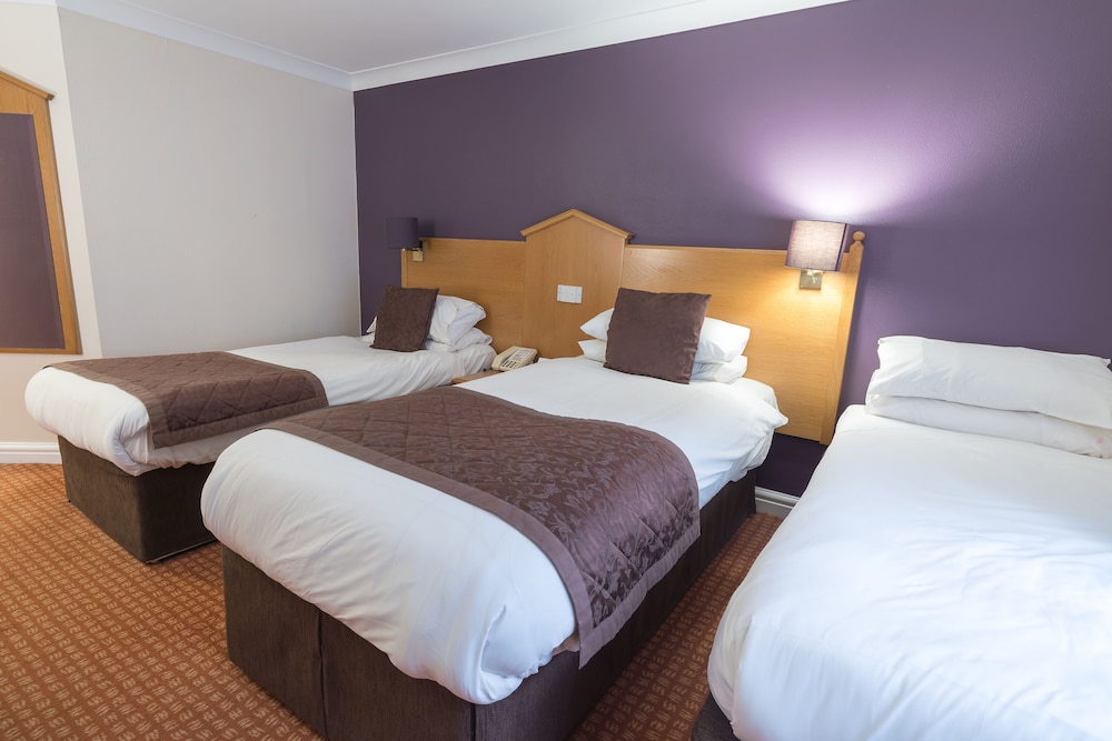 Standard Triple Room, 3 Twin Beds - Photo 1