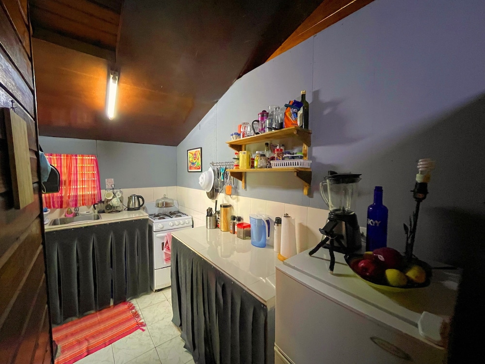Classic Cottage, Multiple Beds, Garden View photo 2