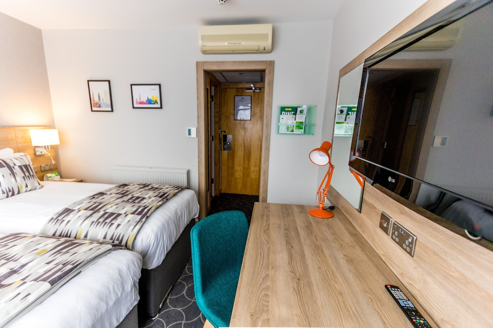 Standard Room, 2 Twin Beds - Photo 5