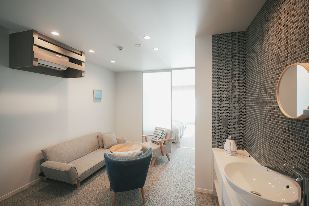 Executive Twin Room - Photo 6