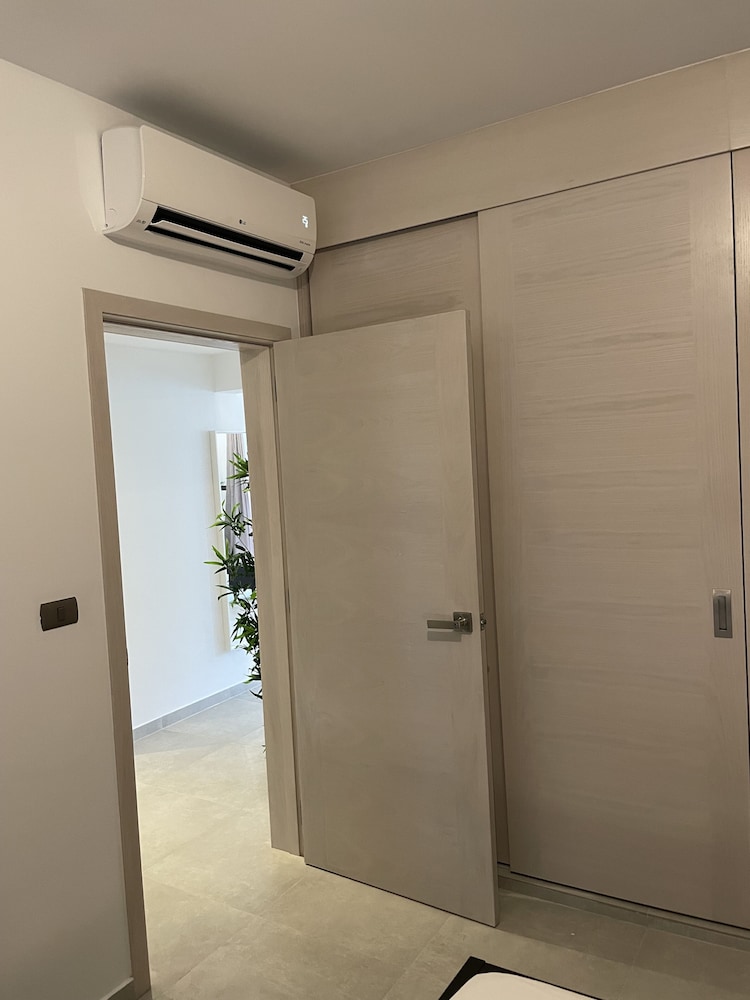Comfort Apartment photo 2