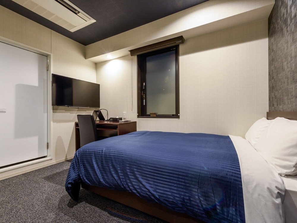 Single Room, Non Smoking photo 2
